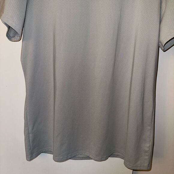 Gymshark Men’s Lightweight Light Gray Short Sleeve XL STAIN REPAIRED - Picture 2 of 12